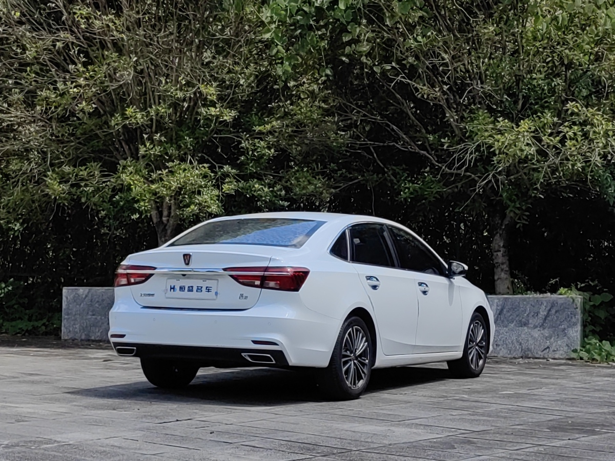 榮威 i6  2020款  PLUS 1.6L CVT 4G互聯(lián)榮耀旗艦版圖片