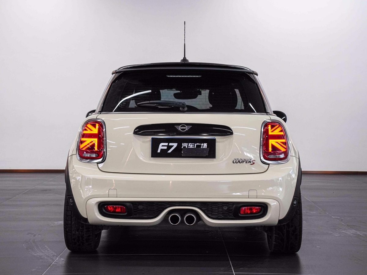 2020年4月MINI MINI  2020款 2.0T COOPER S 經(jīng)典派