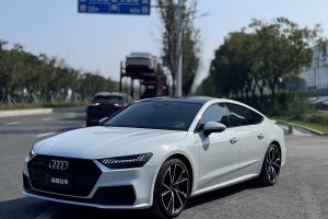 奥迪A7 奥迪 45 TFSI 臻选型