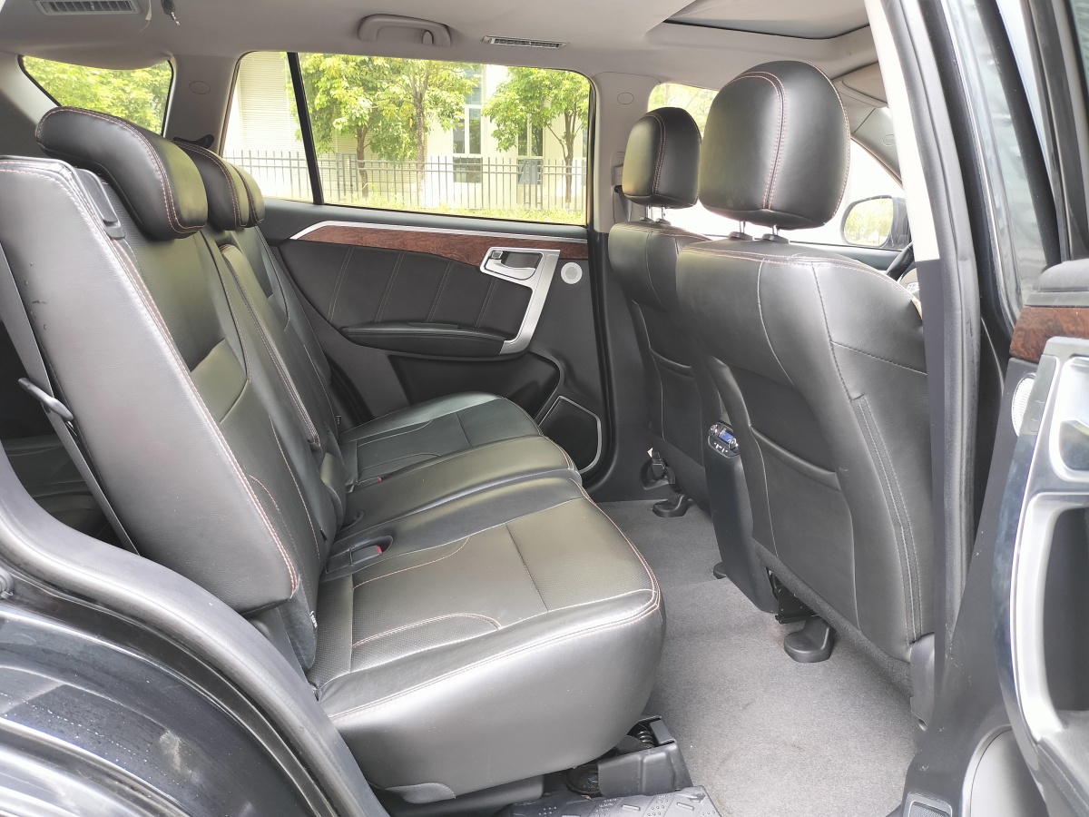 吉利 豪情SUV  2014款 2.4L 自動兩驅(qū)尊貴型圖片