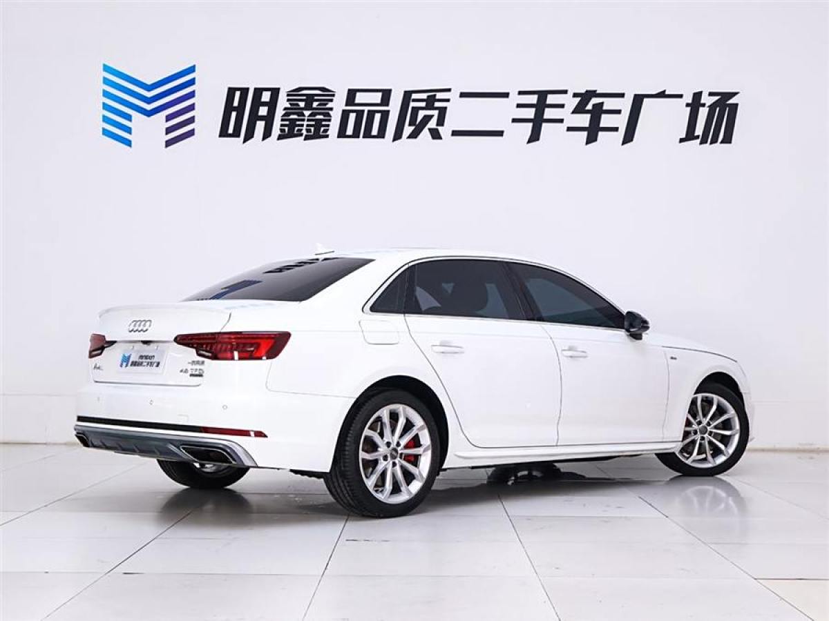 奧迪 奧迪A4L  2019款 45 TFSI quattro 個(gè)性運(yùn)動(dòng)版 國(guó)VI圖片