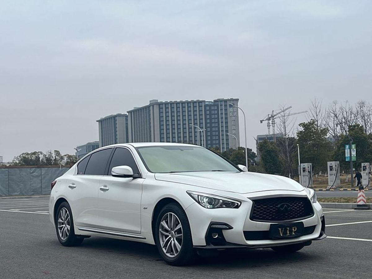 2019年12月英菲尼迪 Q50L  2018款  2.0T 舒適版 國(guó)VI