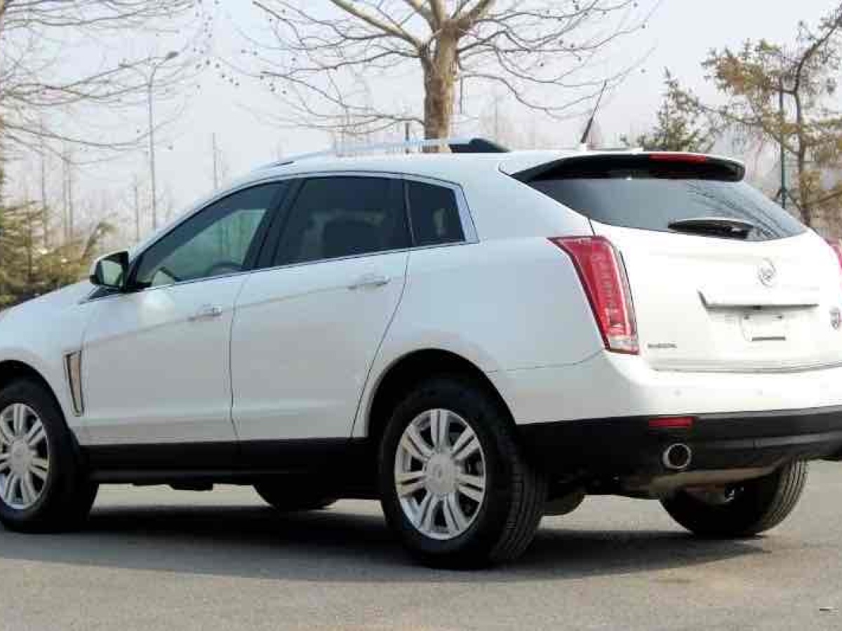 凱迪拉克 SRX  2015款 3.0L 精英型圖片