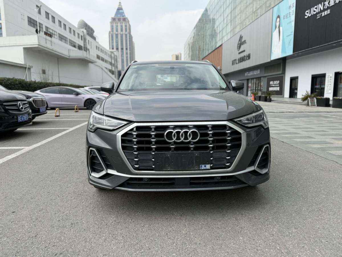 奧迪 奧迪Q3  2022款 35 TFSI 進(jìn)取動感型圖片