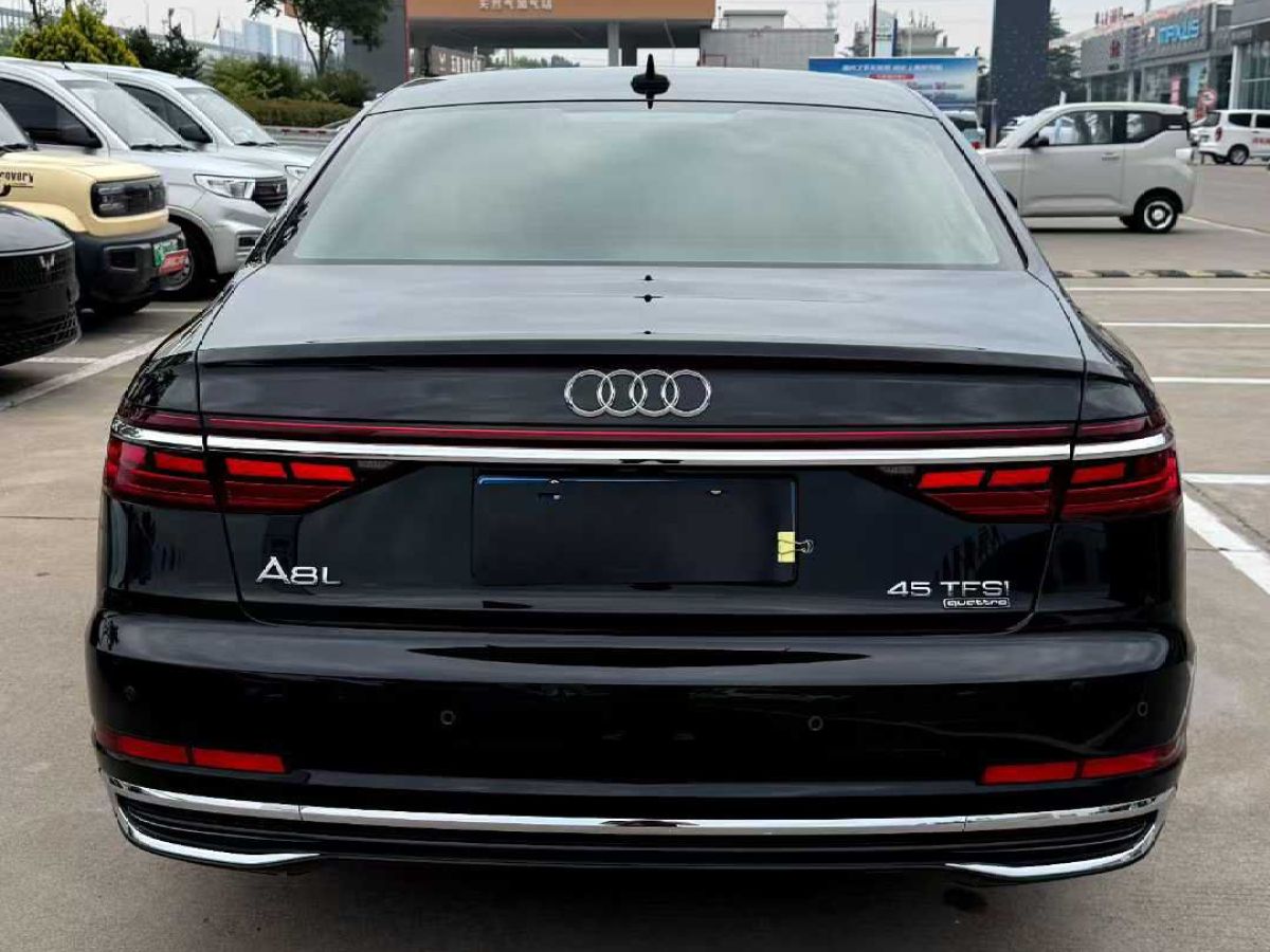 奧迪 奧迪A8  2023款 A8L 60 TFSI quattro圖片