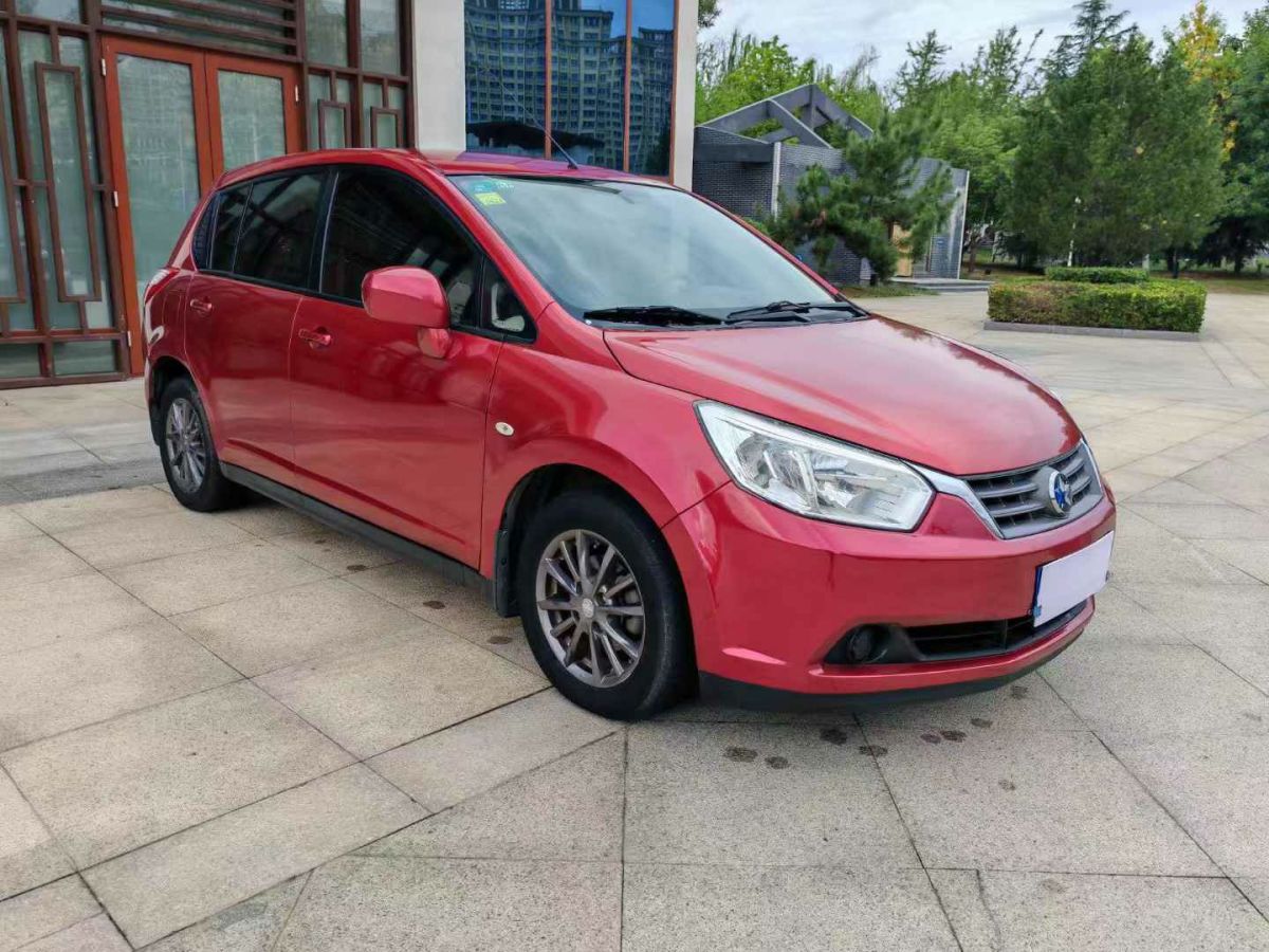 啟辰 R50  2013款 1.6L 自動北斗導(dǎo)航版圖片