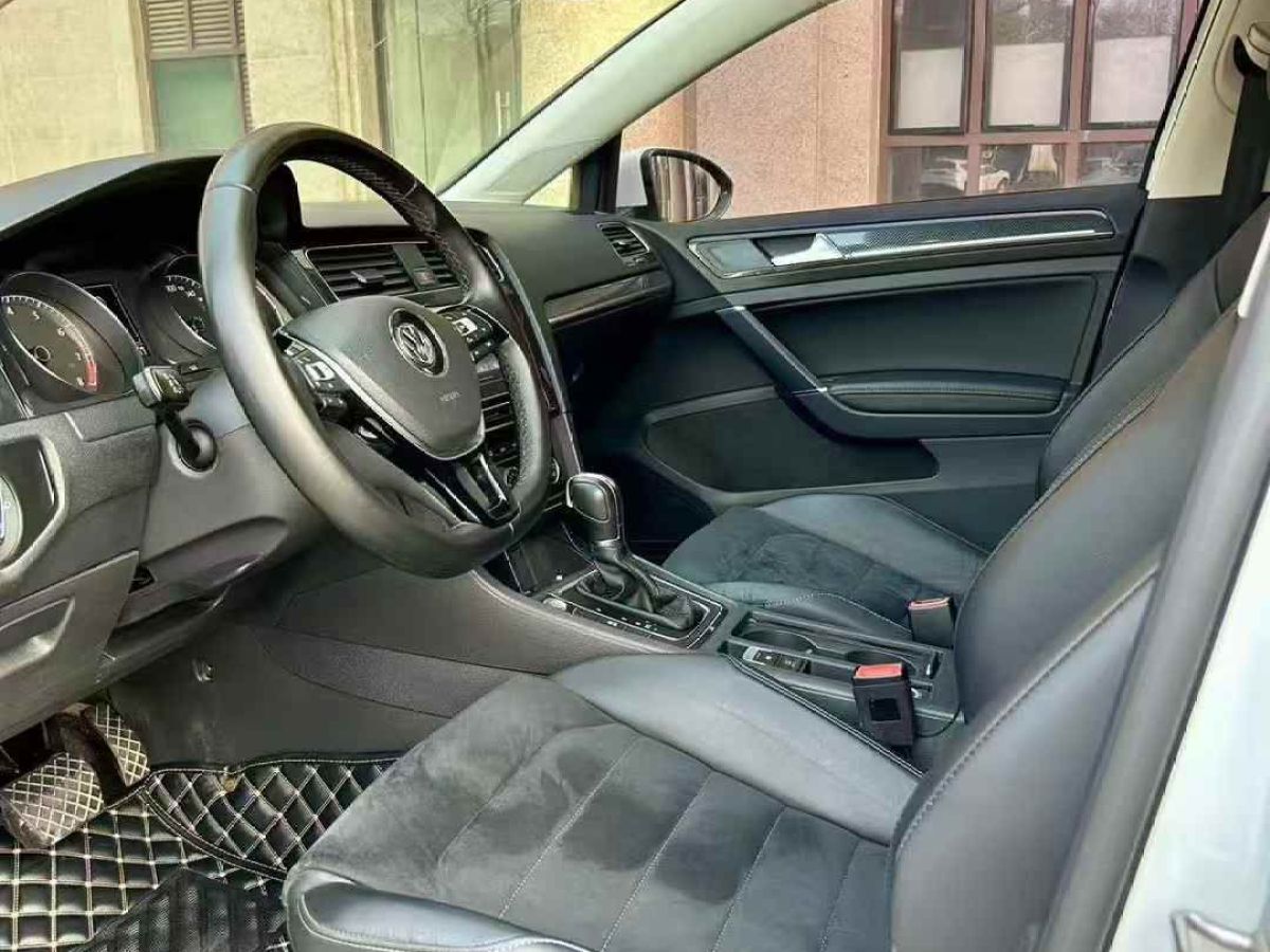 大眾 高爾夫  2018款 230TSI 自動豪華型圖片