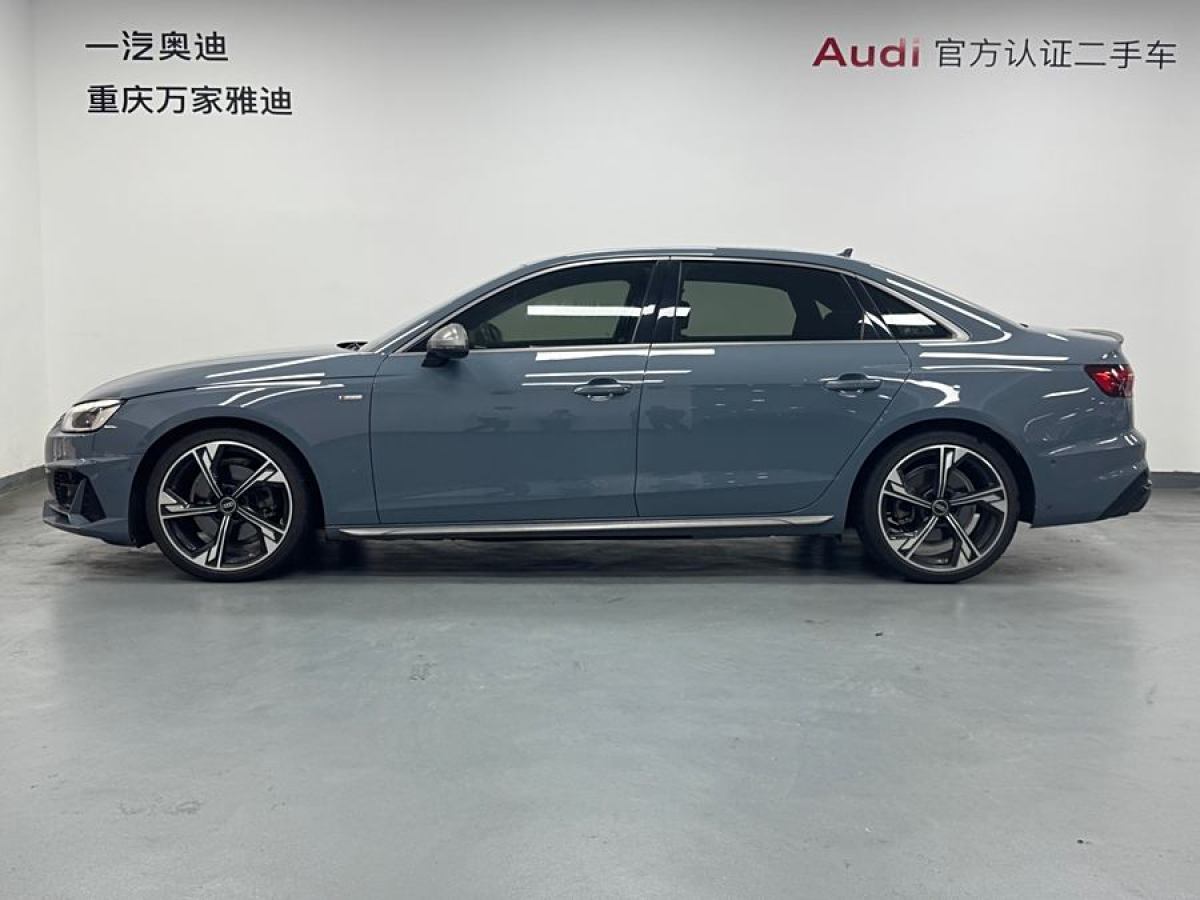 奧迪 奧迪A4L  2022款 40 TFSI quattro RS套件燃速型圖片