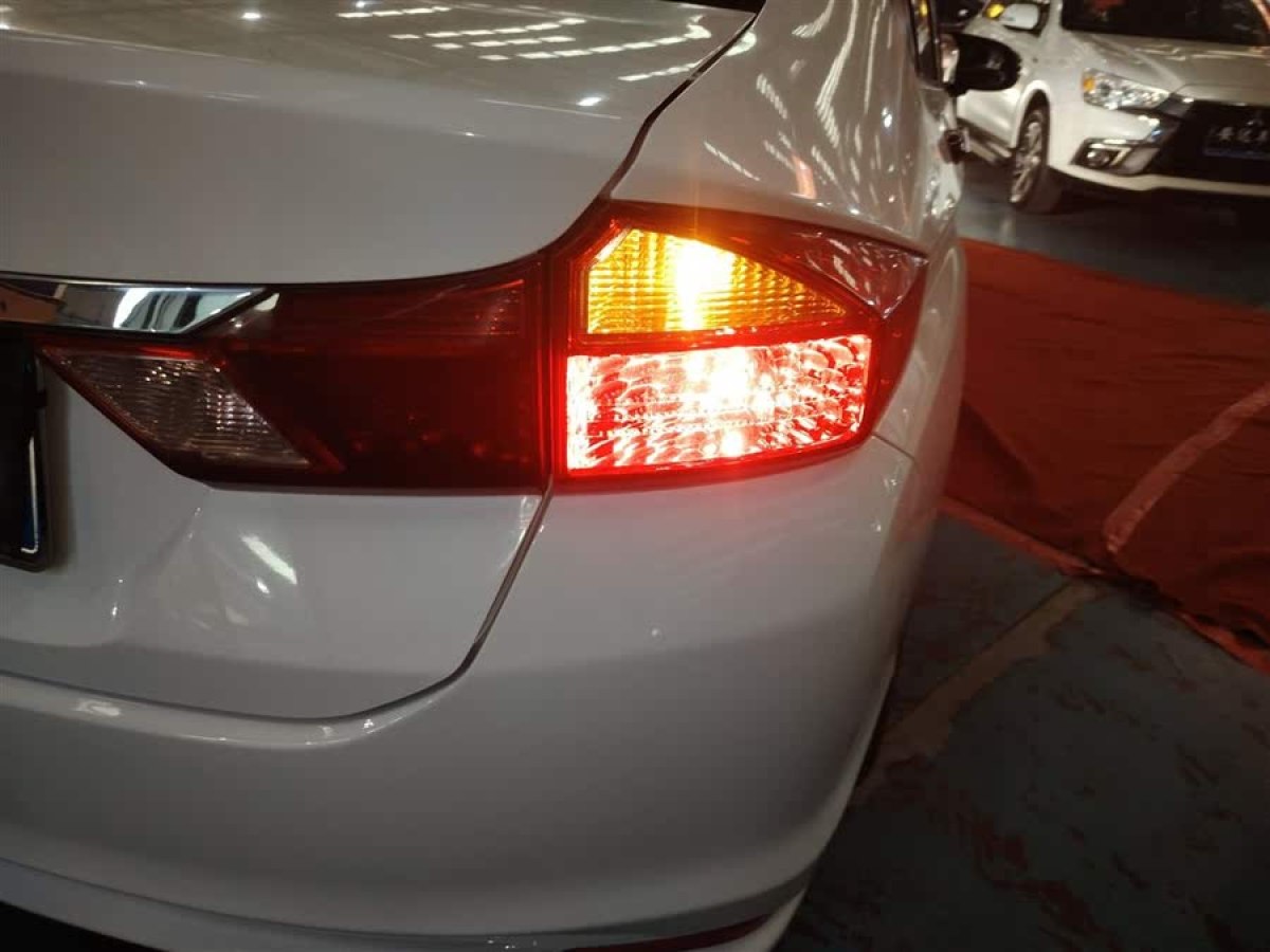 本田 鋒范  2015款 1.5L CVT舒適版圖片