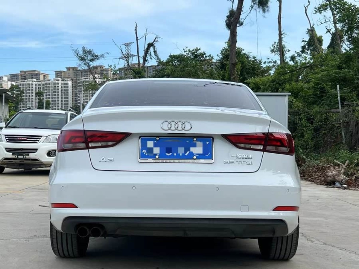 奧迪 奧迪A3  2016款 Limousine 35 TFSI 進(jìn)取型圖片
