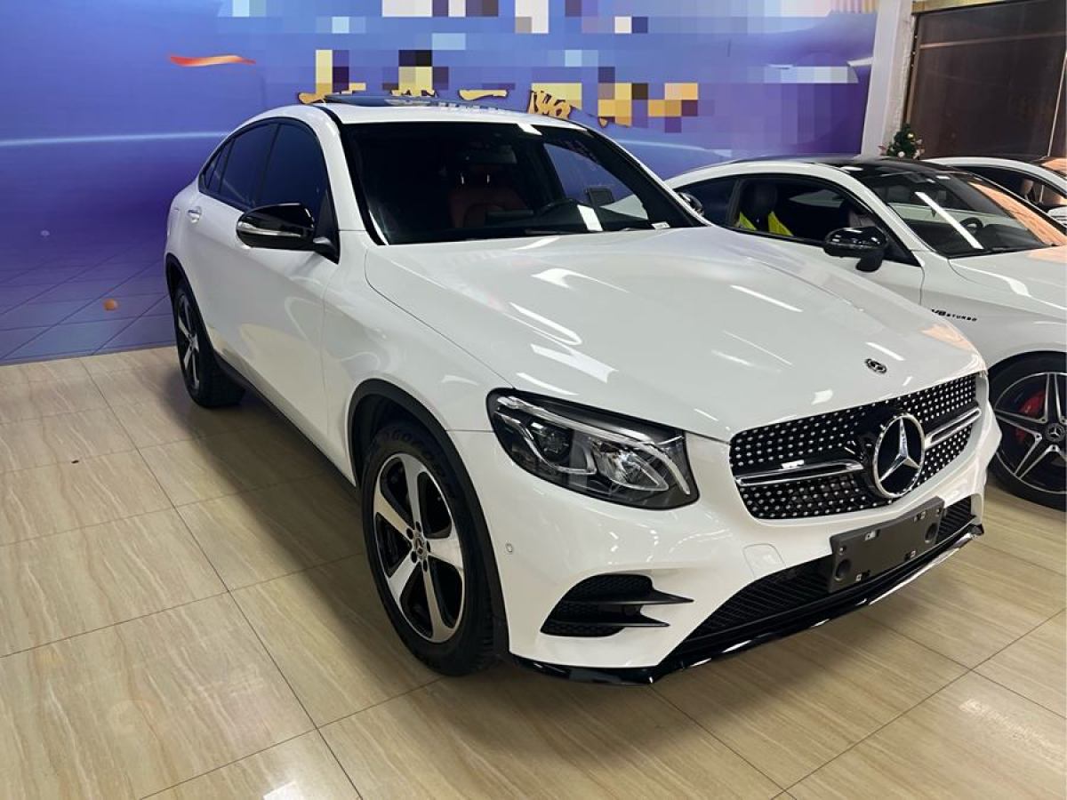 2017年5月奔馳 奔馳GLC  2022款 改款 GLC 300 4MATIC 轎跑SUV