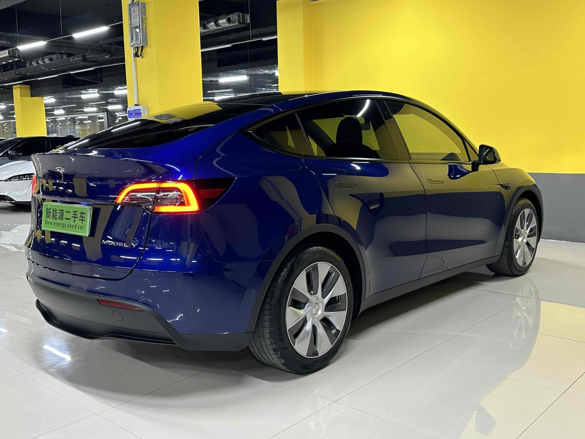 特斯拉 Model 3  2021款 改款 標準續(xù)航后驅(qū)升級版圖片