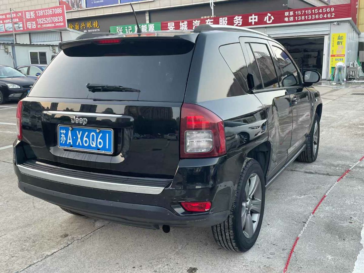 Jeep 指南者  2015款 2.0L 兩驅(qū)豪華版圖片