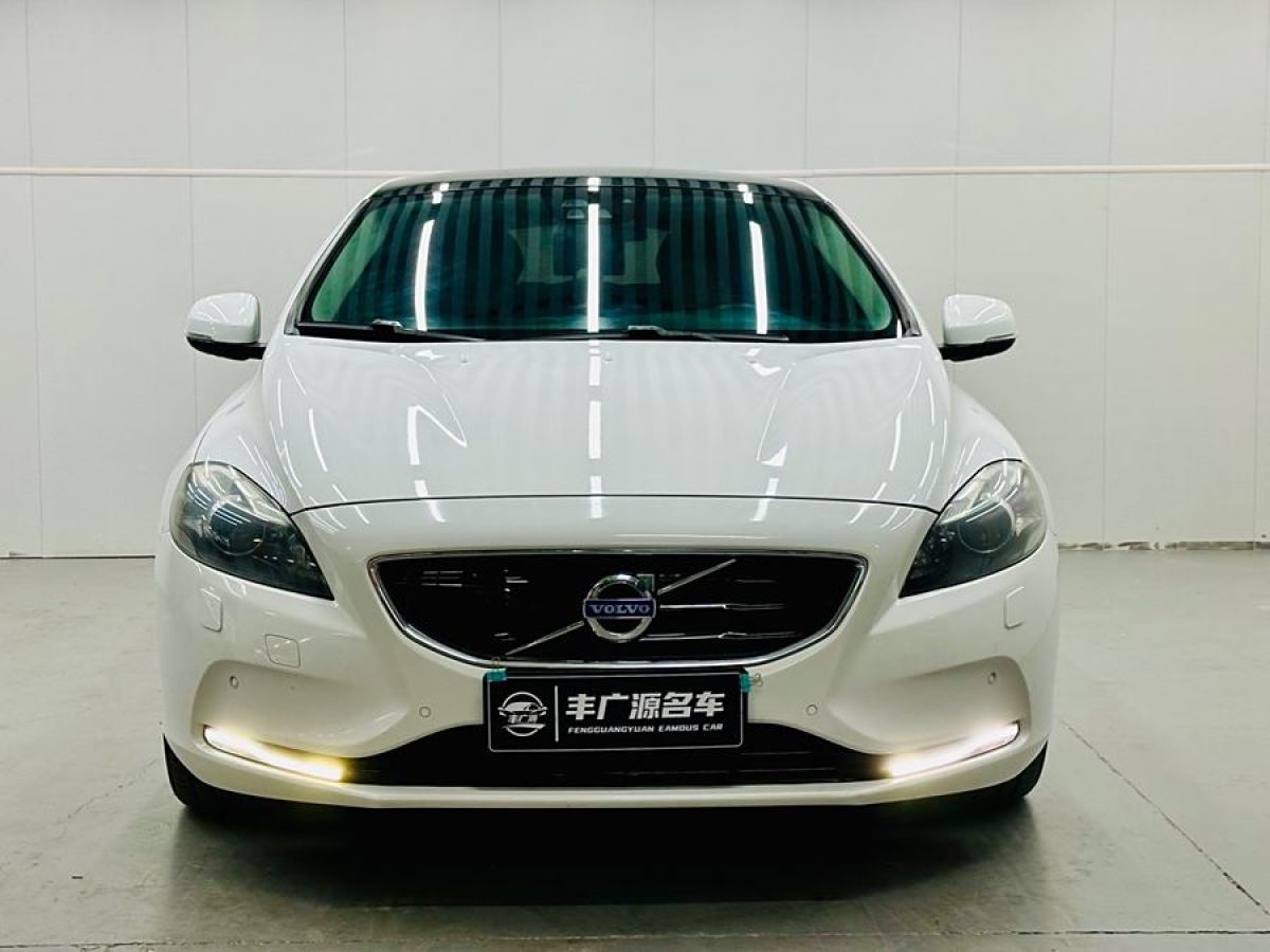 沃爾沃 V40  2014款 2.0T 智雅版圖片