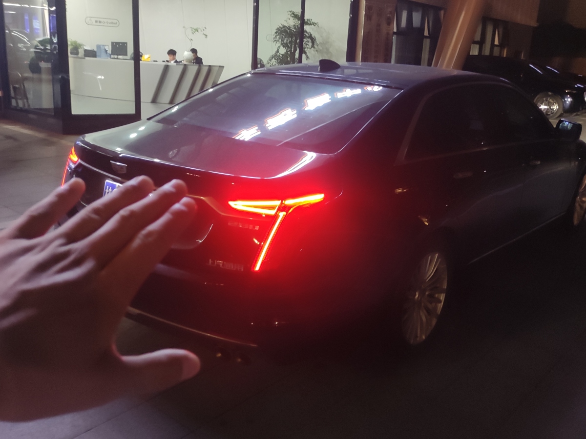 凱迪拉克 CT6  2019款 28T 豪華型圖片