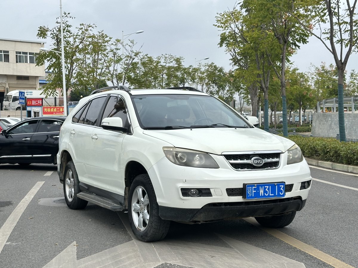 比亞迪 S6  2012款 2.0L 手動(dòng)尊貴型圖片