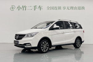 730 宝骏 1.5L 手动时尚型 7座 国VI