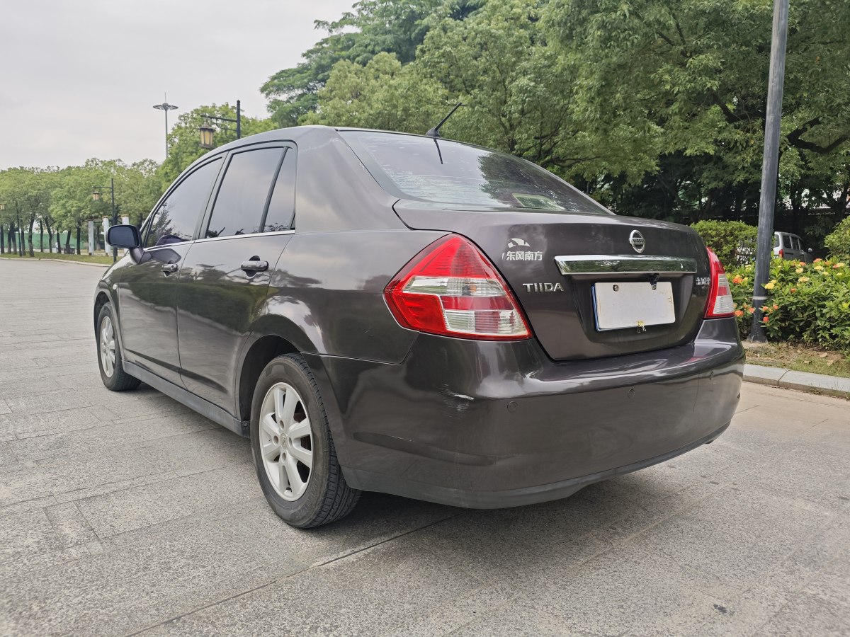 日產(chǎn) 頤達(dá)  2008款 1.6L 自動(dòng)智能型圖片