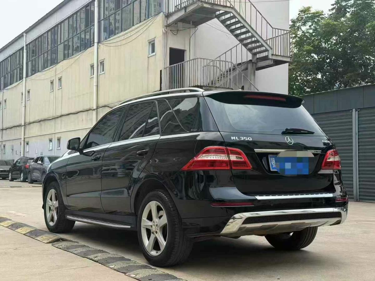 奔馳 奔馳M級  2013款 ML 350 美規(guī)版圖片