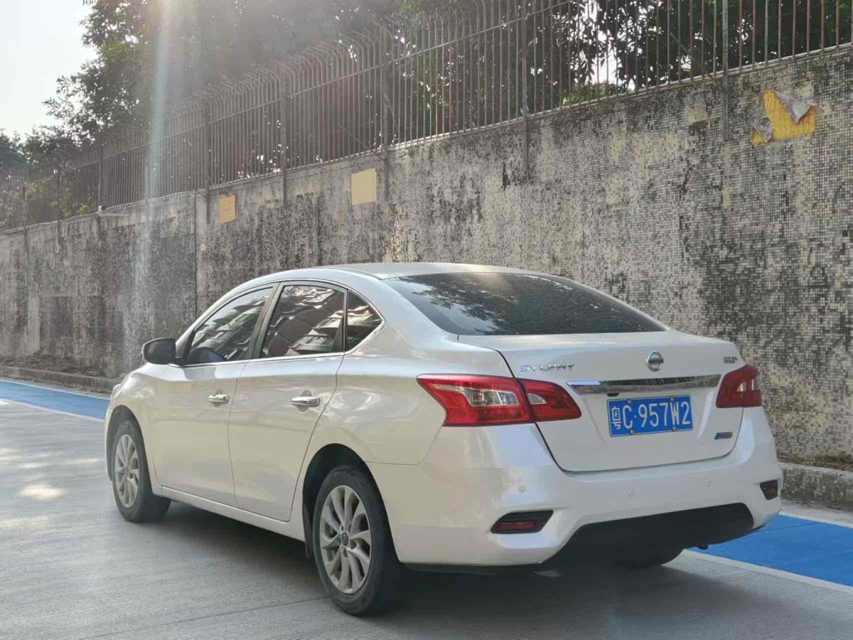 日產(chǎn) 軒逸  2019款 1.6XV CVT智聯(lián)尊享版 國(guó)VI圖片