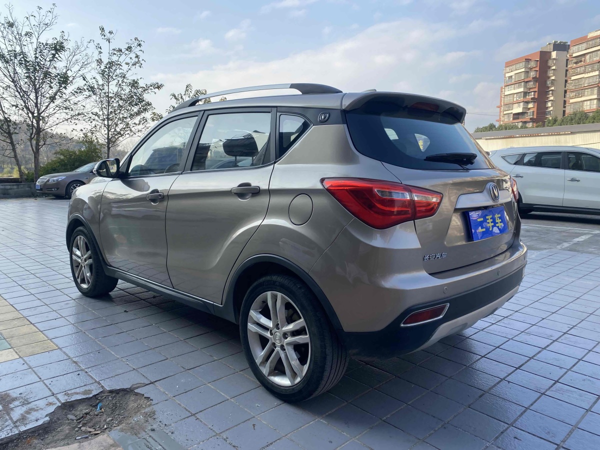 長(zhǎng)安 CS35  2017款 1.6L 手動(dòng)豪華型圖片