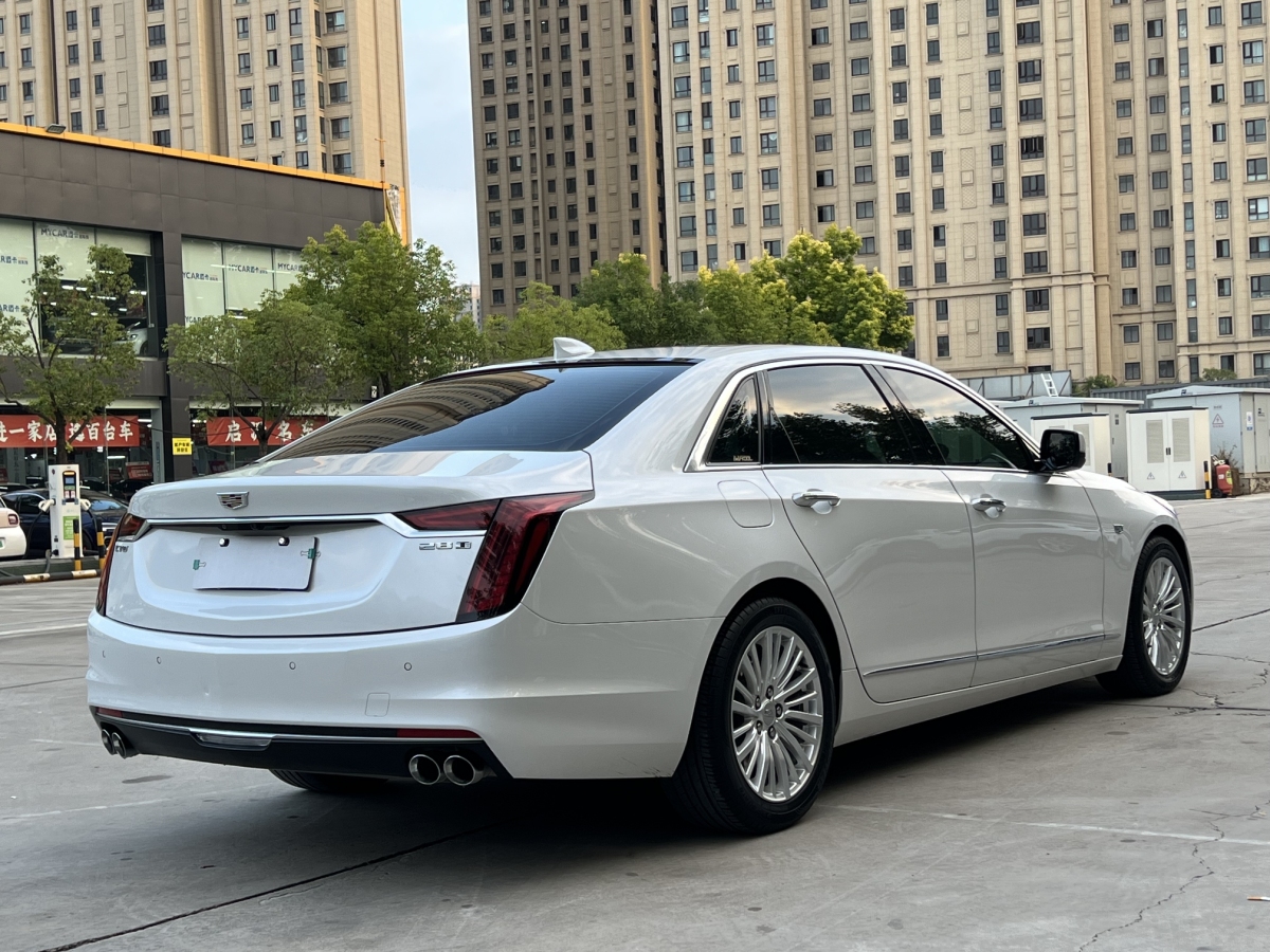 凱迪拉克 CT6  2023款 28T 豪華型圖片