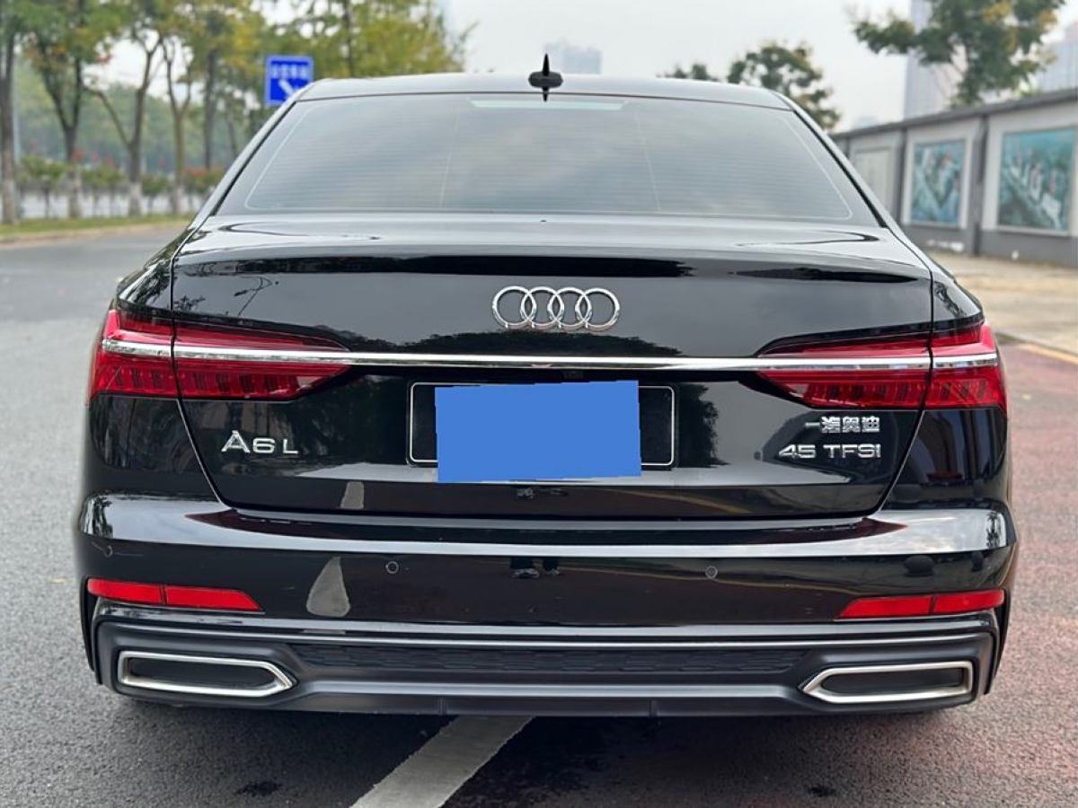 奧迪 奧迪A6L  2021款 45 TFSI quattro 臻選動(dòng)感型圖片