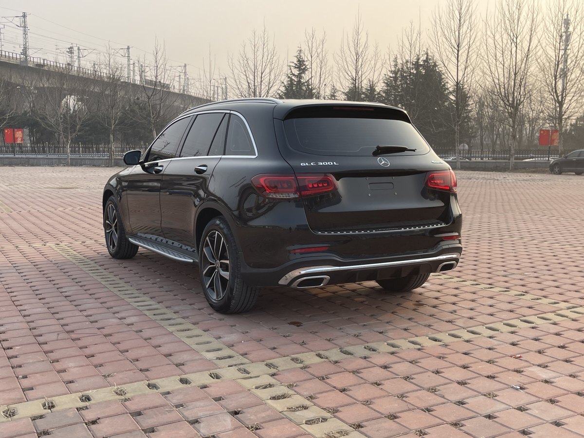 奔馳 奔馳GLC  2018款 改款 GLC 300 4MATIC 動感型圖片