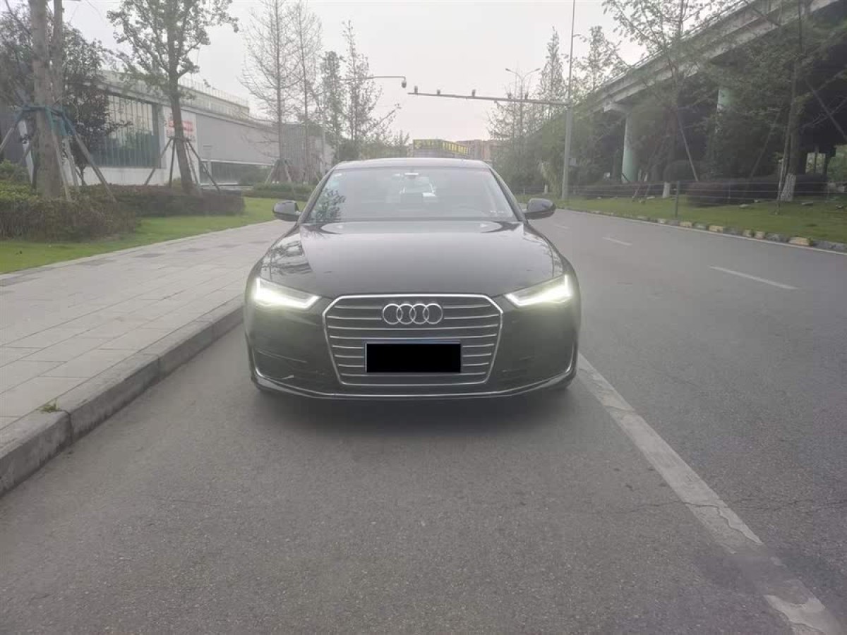 奧迪 奧迪A4L  2018款 30周年年型 30 TFSI 進取型圖片