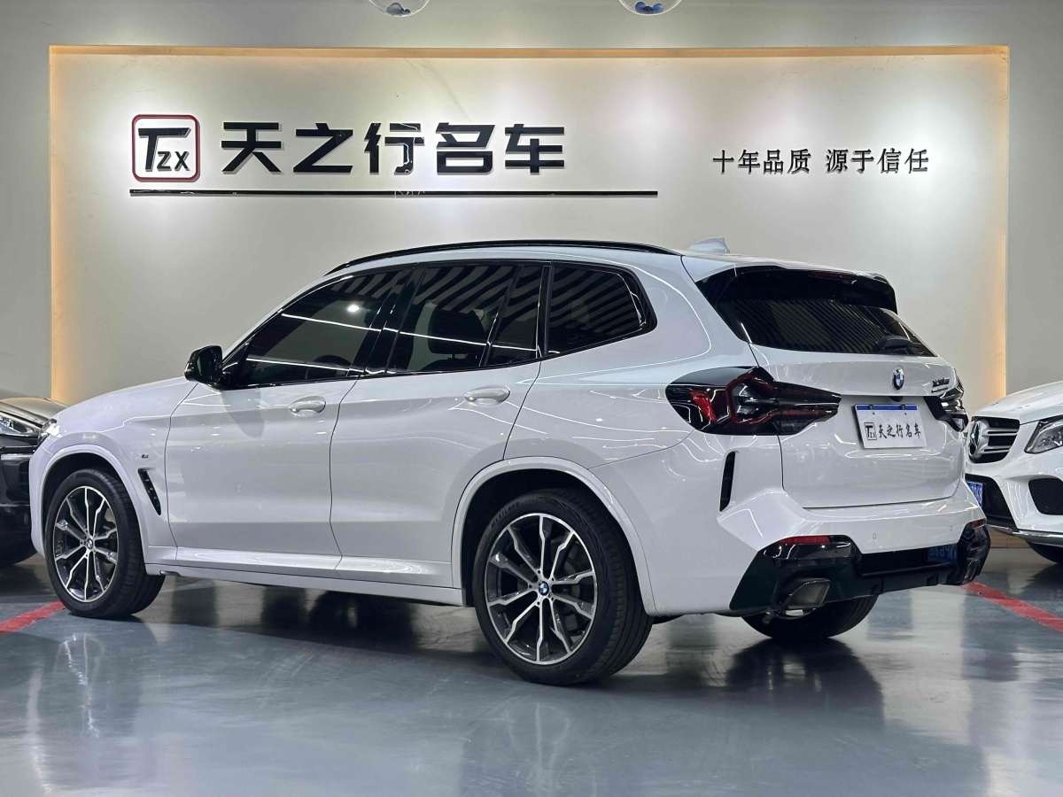 寶馬 寶馬X3  2022款 xDrive30i 領(lǐng)先型 M曜夜套裝圖片