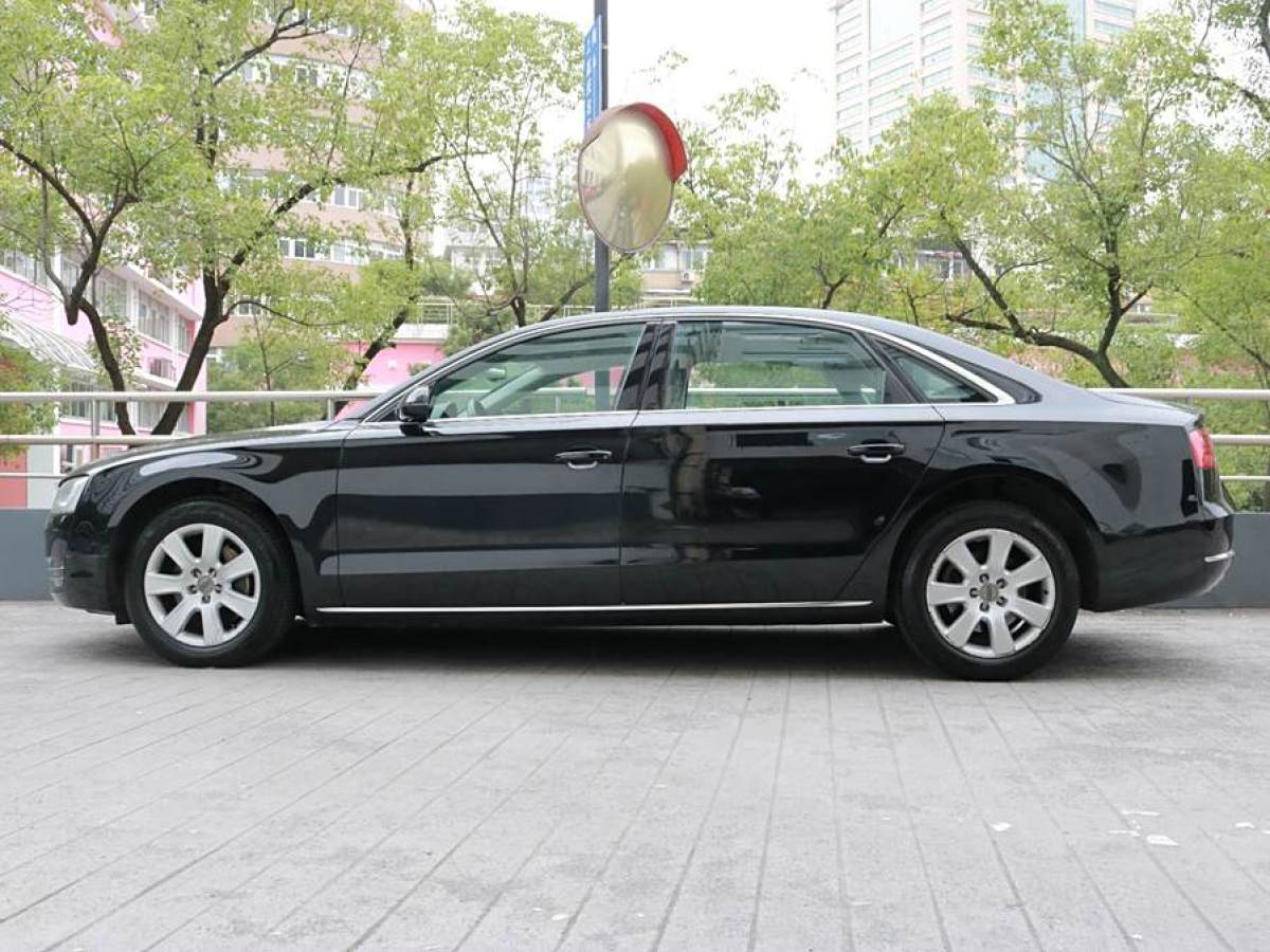 2011年4月奧迪 奧迪A8  2011款 A8L 3.0 TFSI quattro舒適型(213kW)