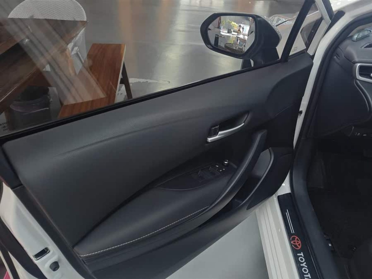 豐田 卡羅拉  2019款 1.2T S-CVT GL-i豪華版圖片
