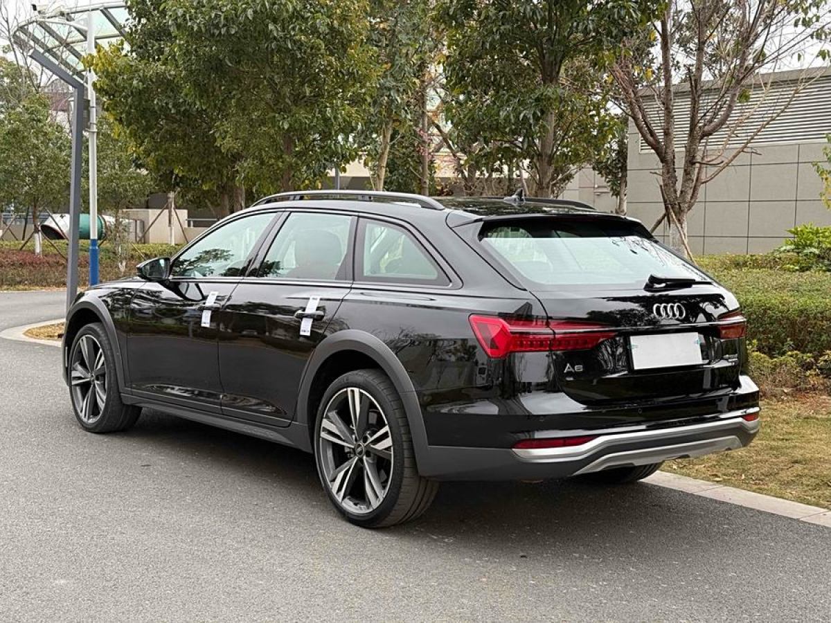 奧迪 奧迪A6  2022款 allroad quattro 探索家 55 TFSI 尊享越野型圖片