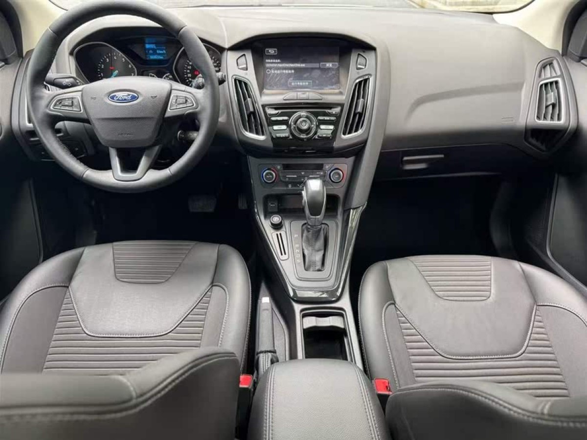 福特 ?？怂? 2015款 兩廂 1.6L 自動(dòng)舒適型圖片