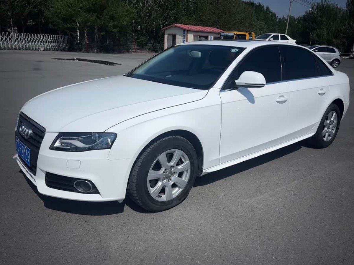 奧迪 奧迪A4L  2011款 2.0 TFSI 標(biāo)準(zhǔn)型圖片