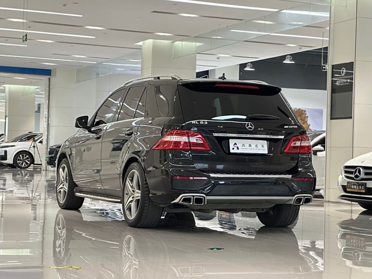 奔馳 奔馳M級(jí)AMG  2014款 AMG ML 63圖片