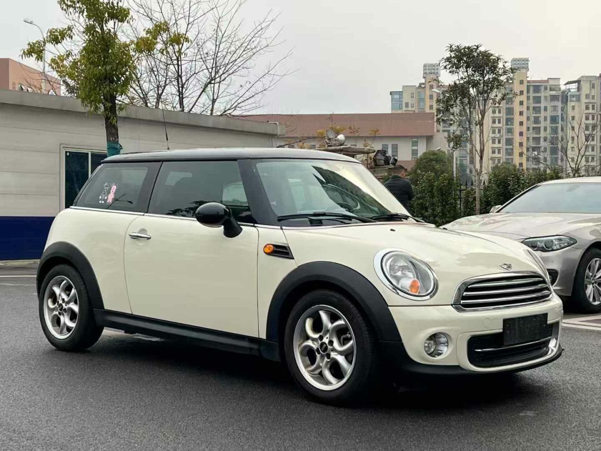 MINI COUNTRYMAN  2013款 1.6T COOPER S All 4圖片