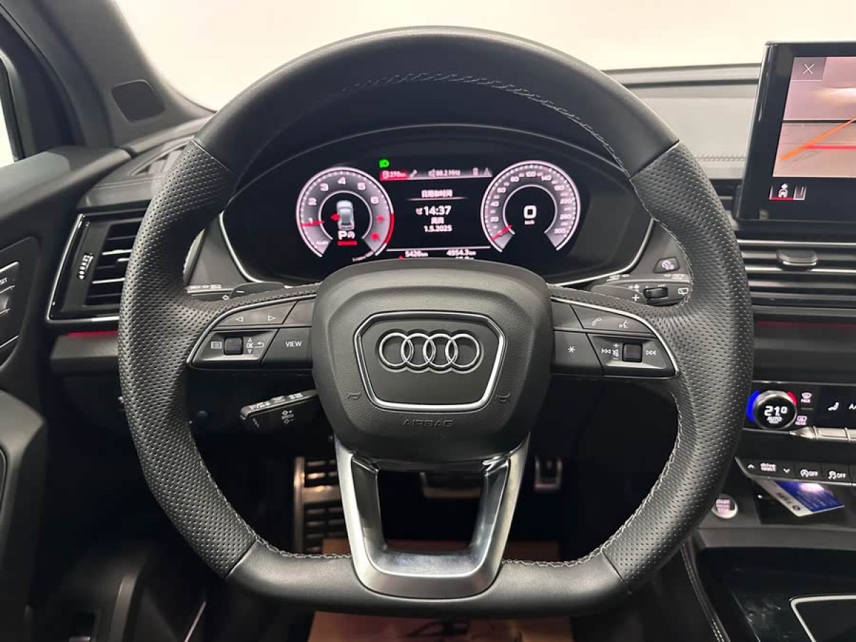 奧迪 奧迪Q5L  2024款 45 TFSI 豪華動(dòng)感型圖片