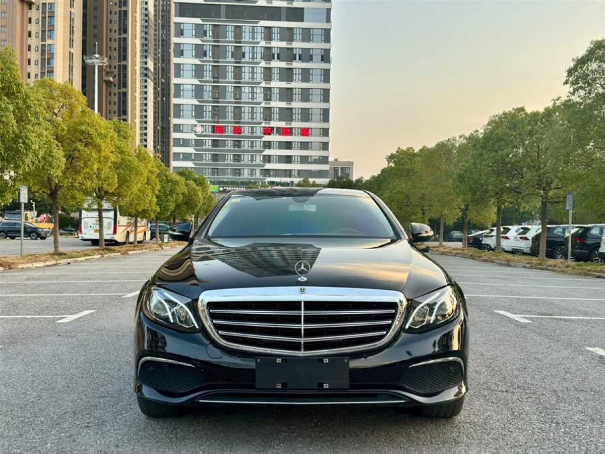 奔馳 奔馳E級  2020款 改款 E 260 L圖片