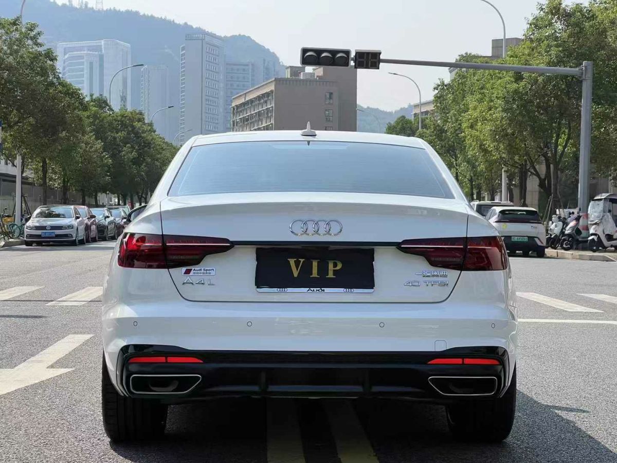 奧迪 奧迪A4L  2024款 40 TFSI 豪華動(dòng)感型圖片