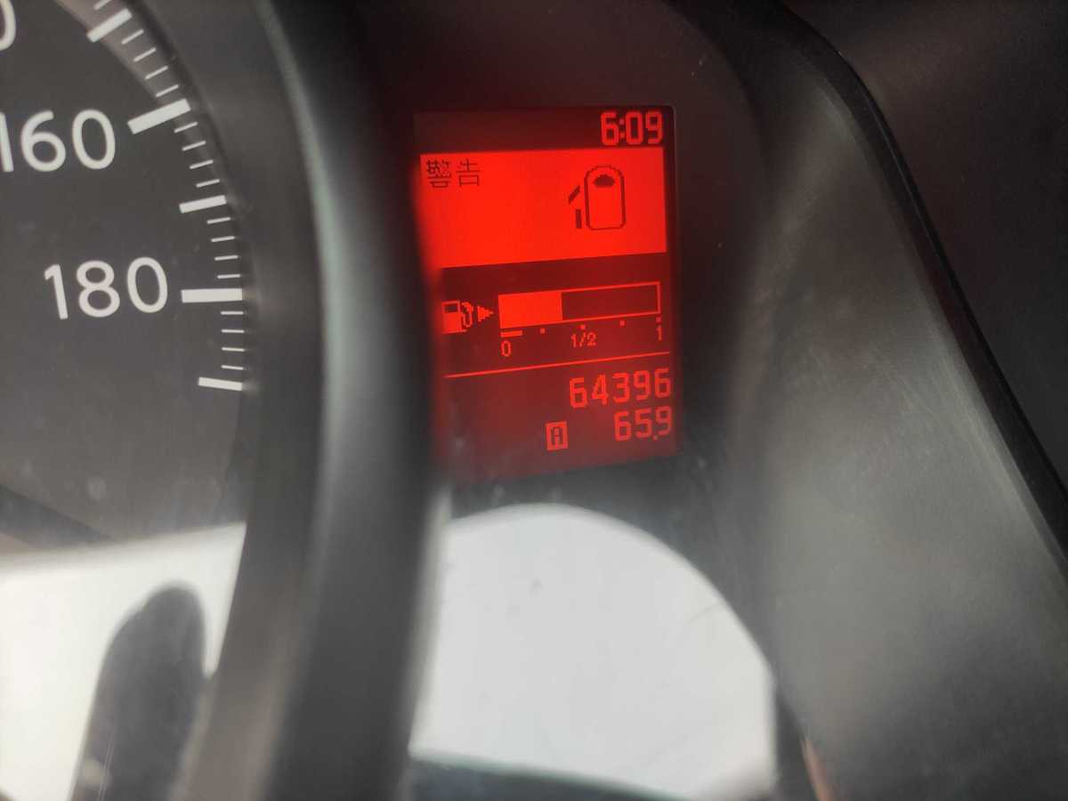 日產(chǎn) NV200  2013款 1.6L 豪華型 國(guó)IV圖片