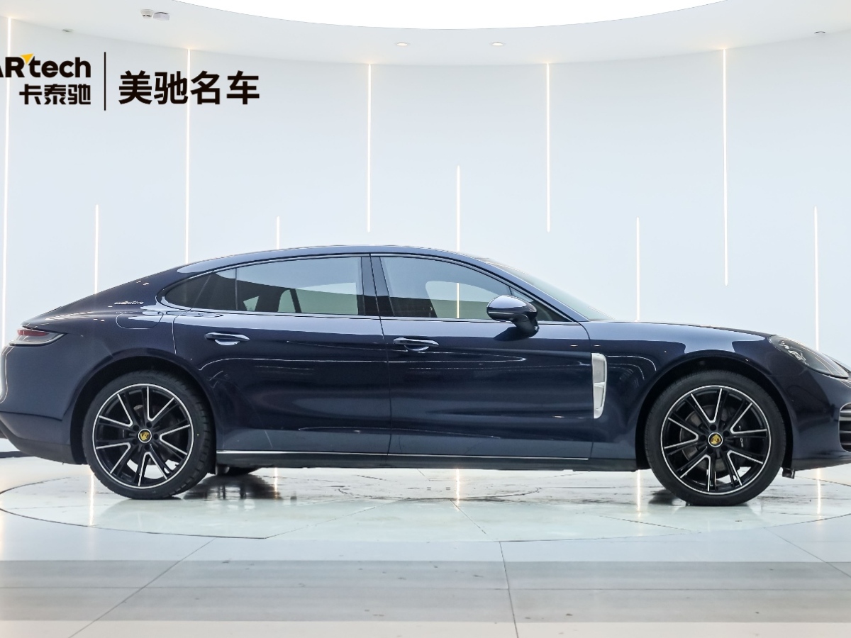 2022年6月保時(shí)捷 Panamera  2022款 Panamera 行政加長(zhǎng)版 2.9T