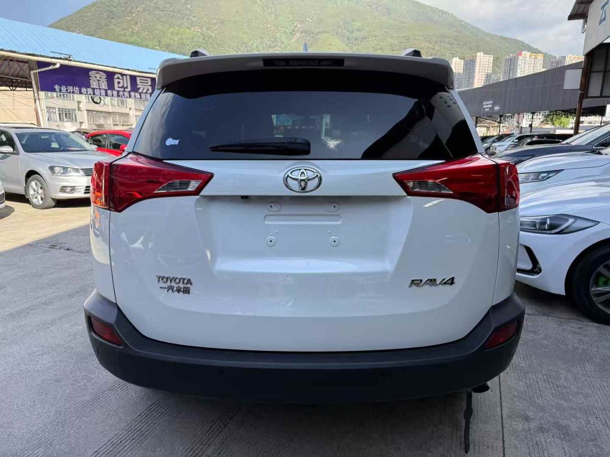 豐田 RAV4榮放  2016款 2.0L CVT兩驅(qū)智尚版圖片