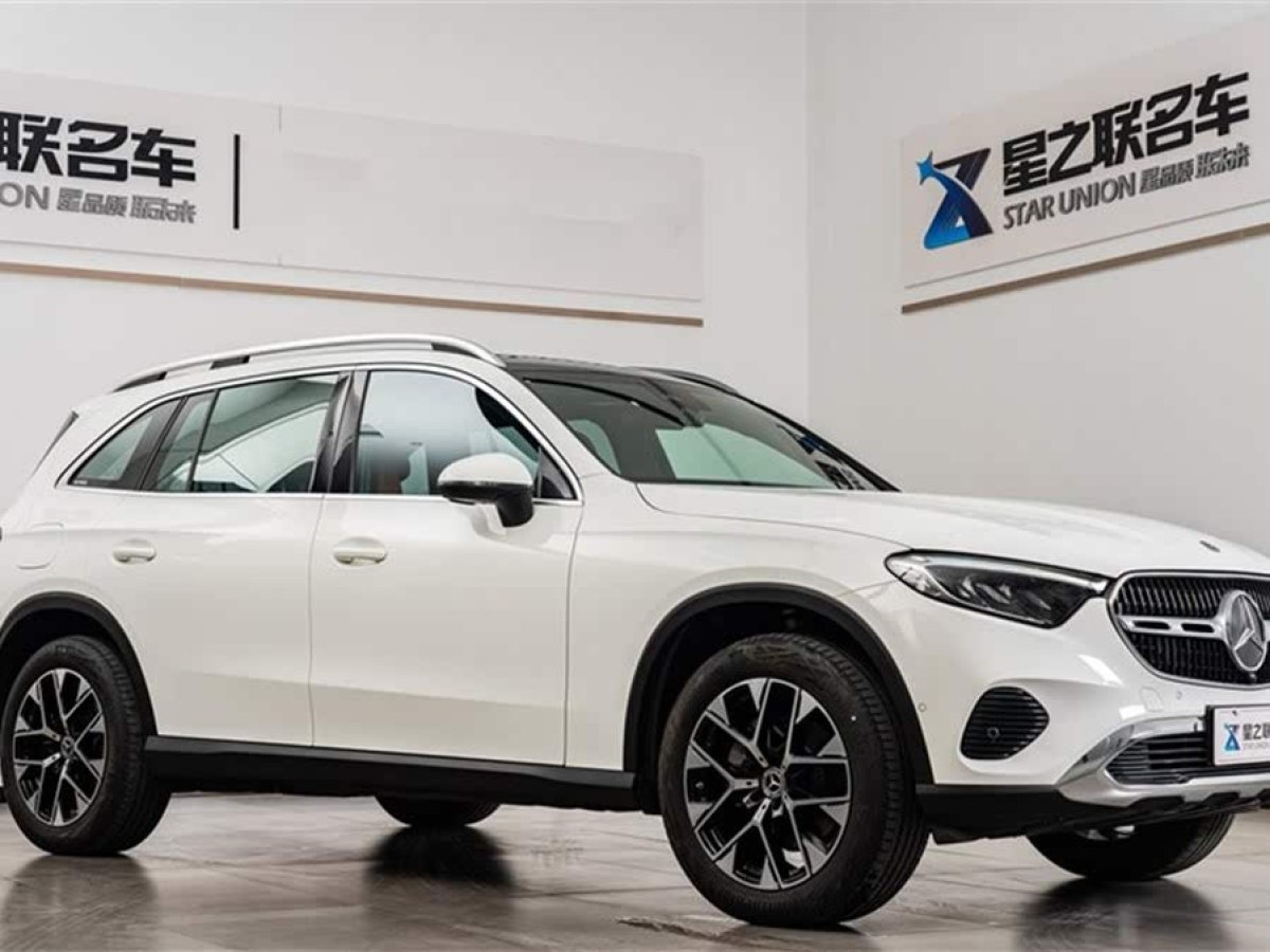 奔馳 奔馳GLC  2018款 改款 GLC 260 4MATIC 動(dòng)感型圖片