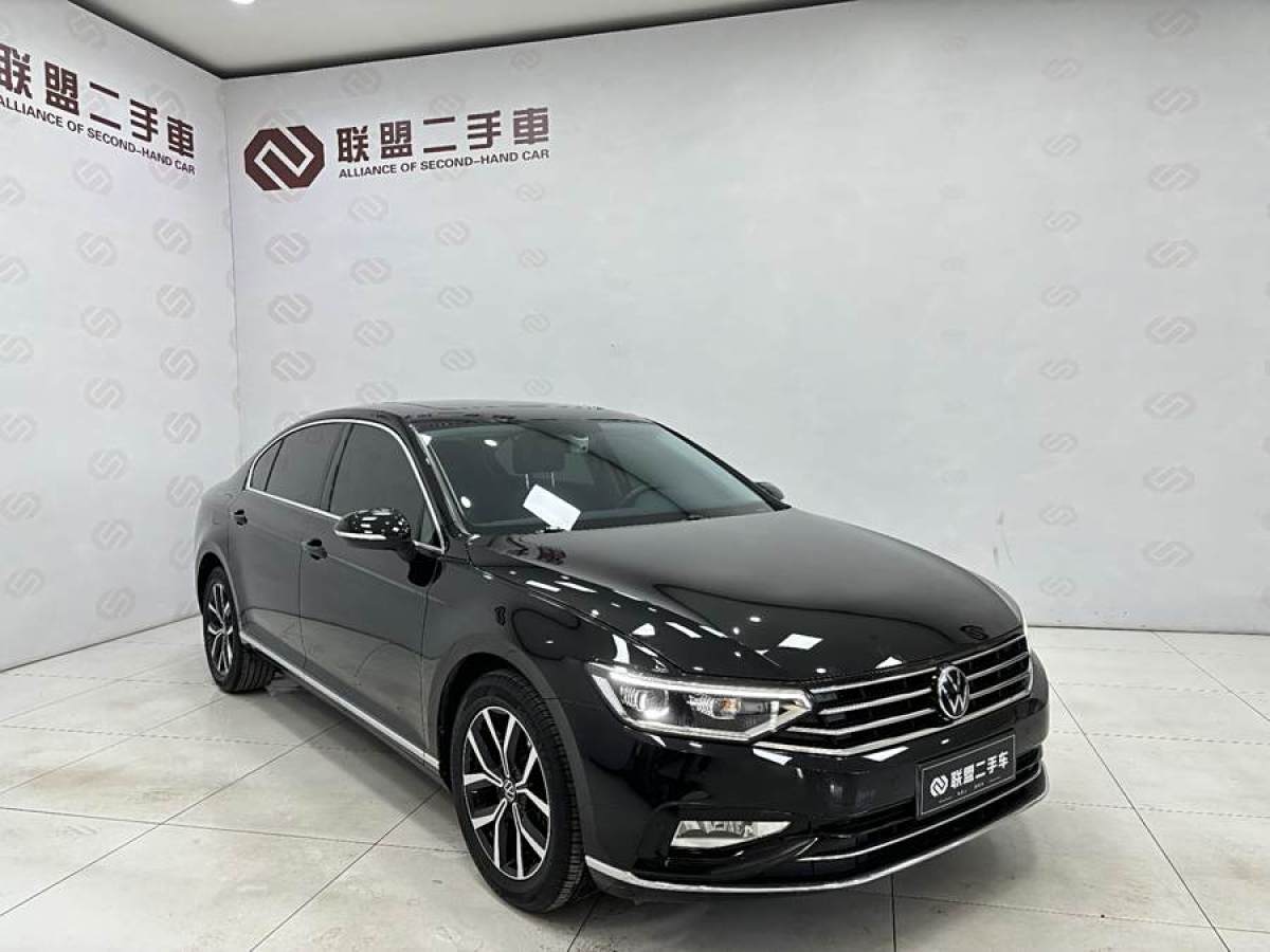 大眾 邁騰  2020款 330TSI DSG 領(lǐng)先型圖片