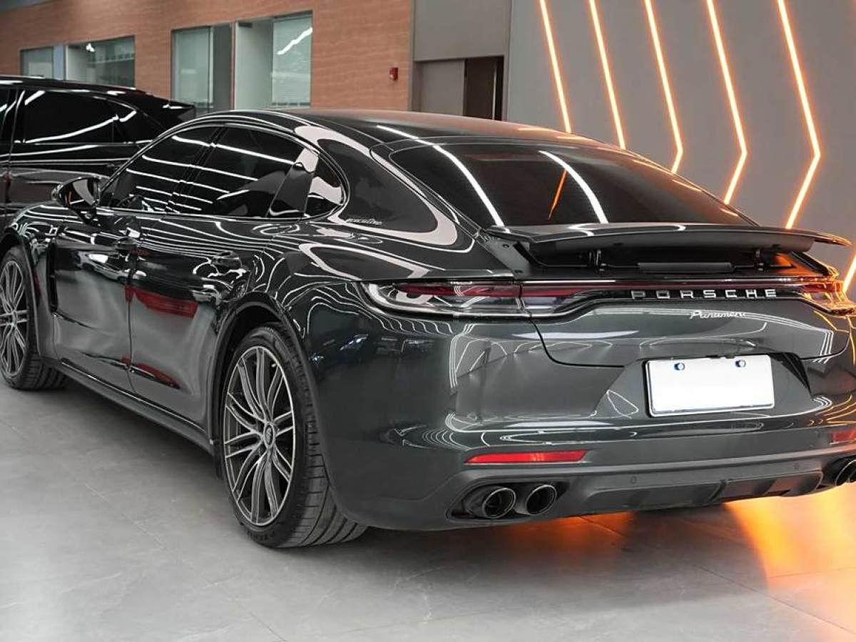 2024年3月保時捷 Panamera  2023款 Panamera 行政加長版 2.9T