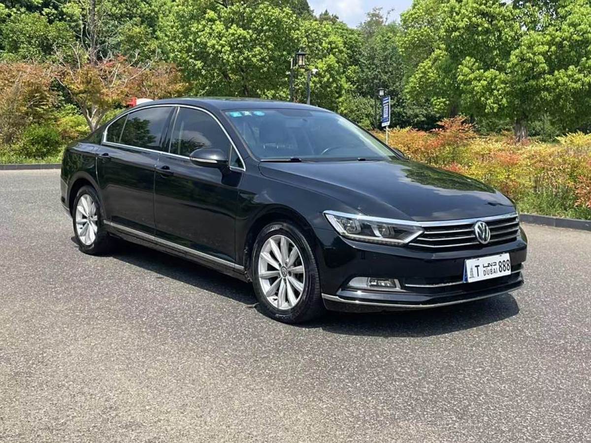 大眾 邁騰  2019款  330TSI DSG 領(lǐng)先型 國(guó)VI圖片