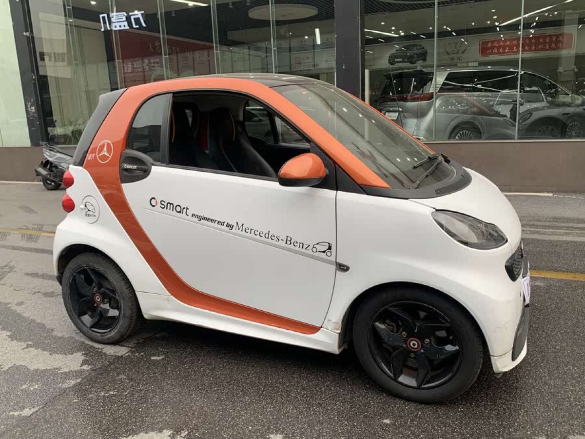 smart fortwo  2015款 1.0 MHD 炫閃特別版圖片