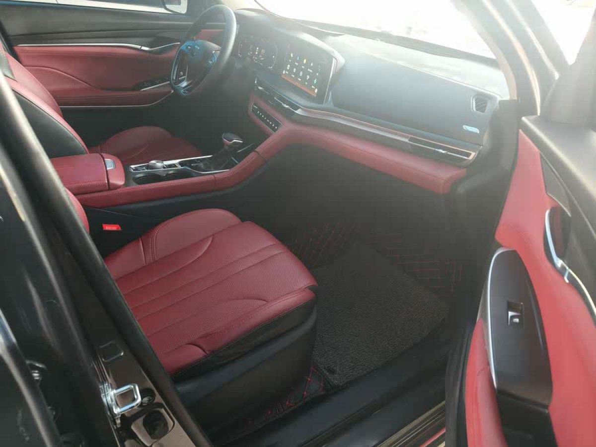 長安 CS75 PLUS  2021款 1.5T 自動(dòng)豪華型圖片
