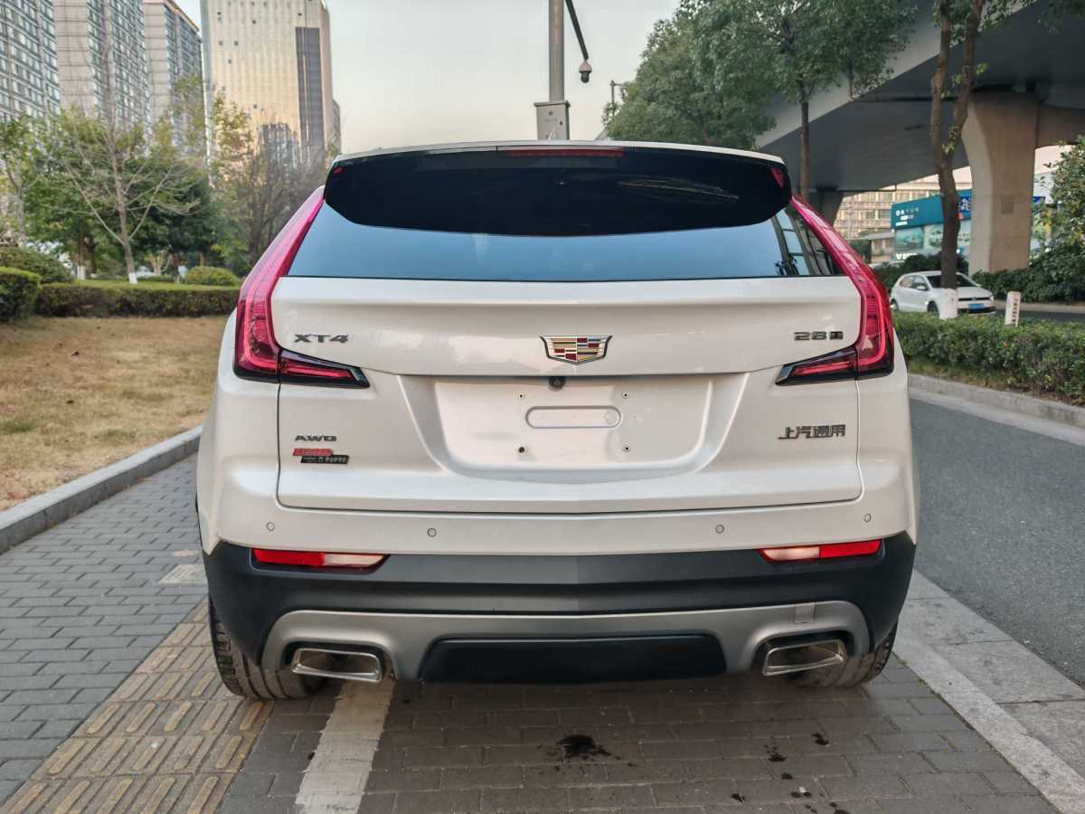 凱迪拉克 XT4  2018款 28T 四驅(qū)領(lǐng)先型圖片